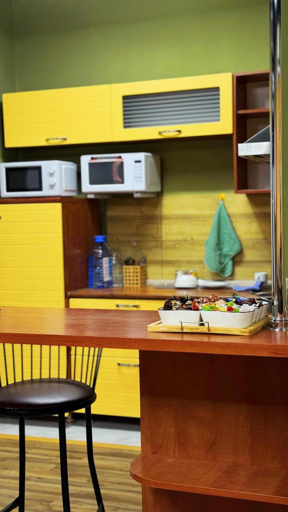 Hostel Kochevnik Capsule Hotel Алматы Экстерьер фото