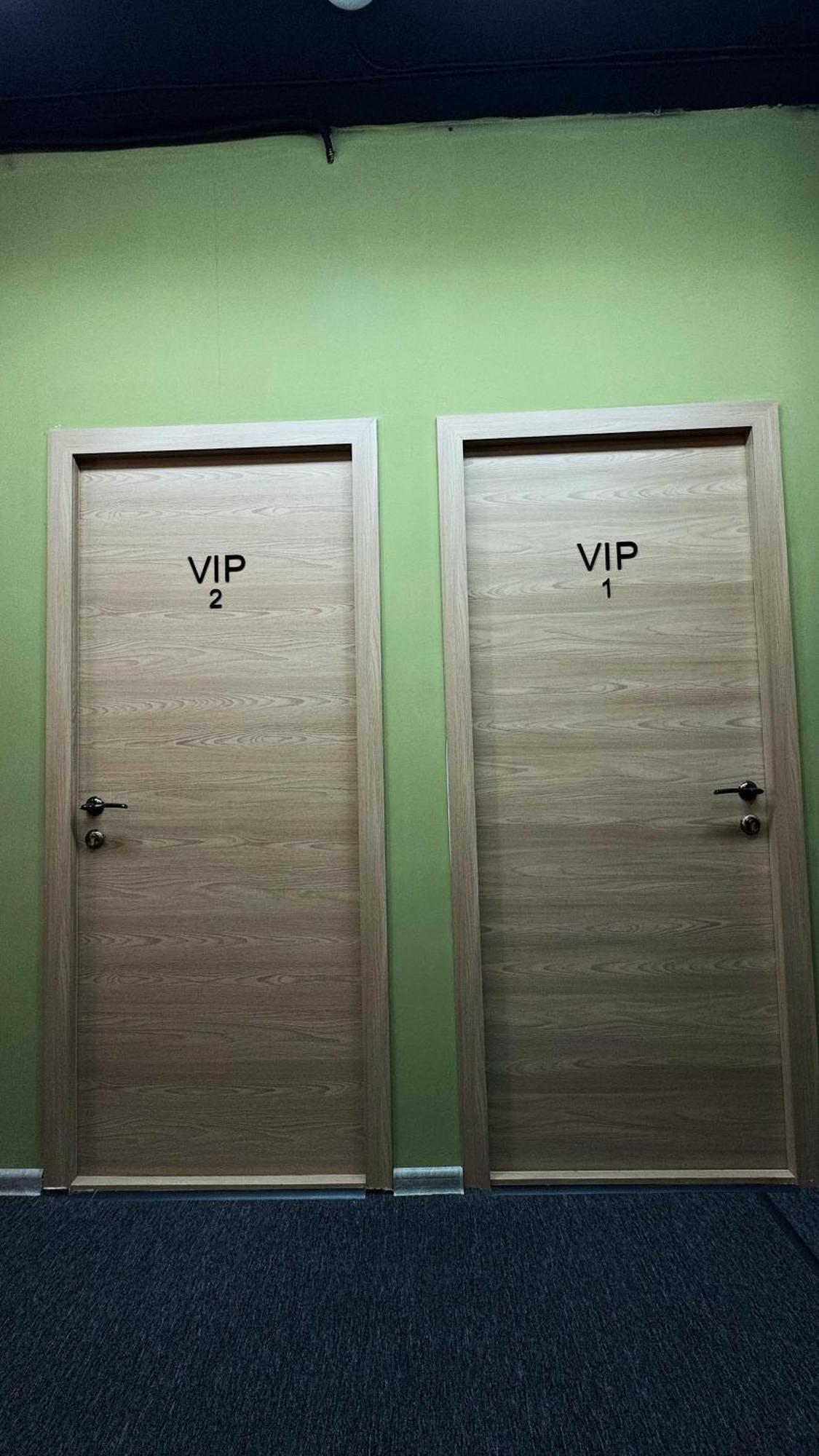 Hostel Kochevnik Capsule Hotel Алматы Экстерьер фото