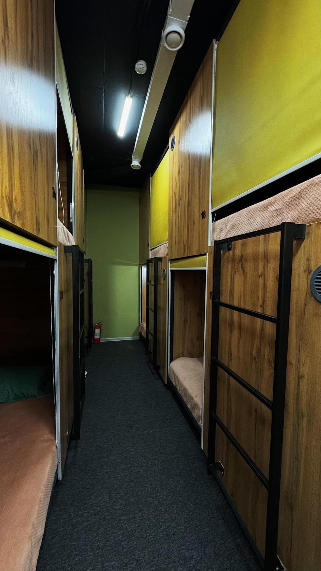 Hostel Kochevnik Capsule Hotel Алматы Экстерьер фото