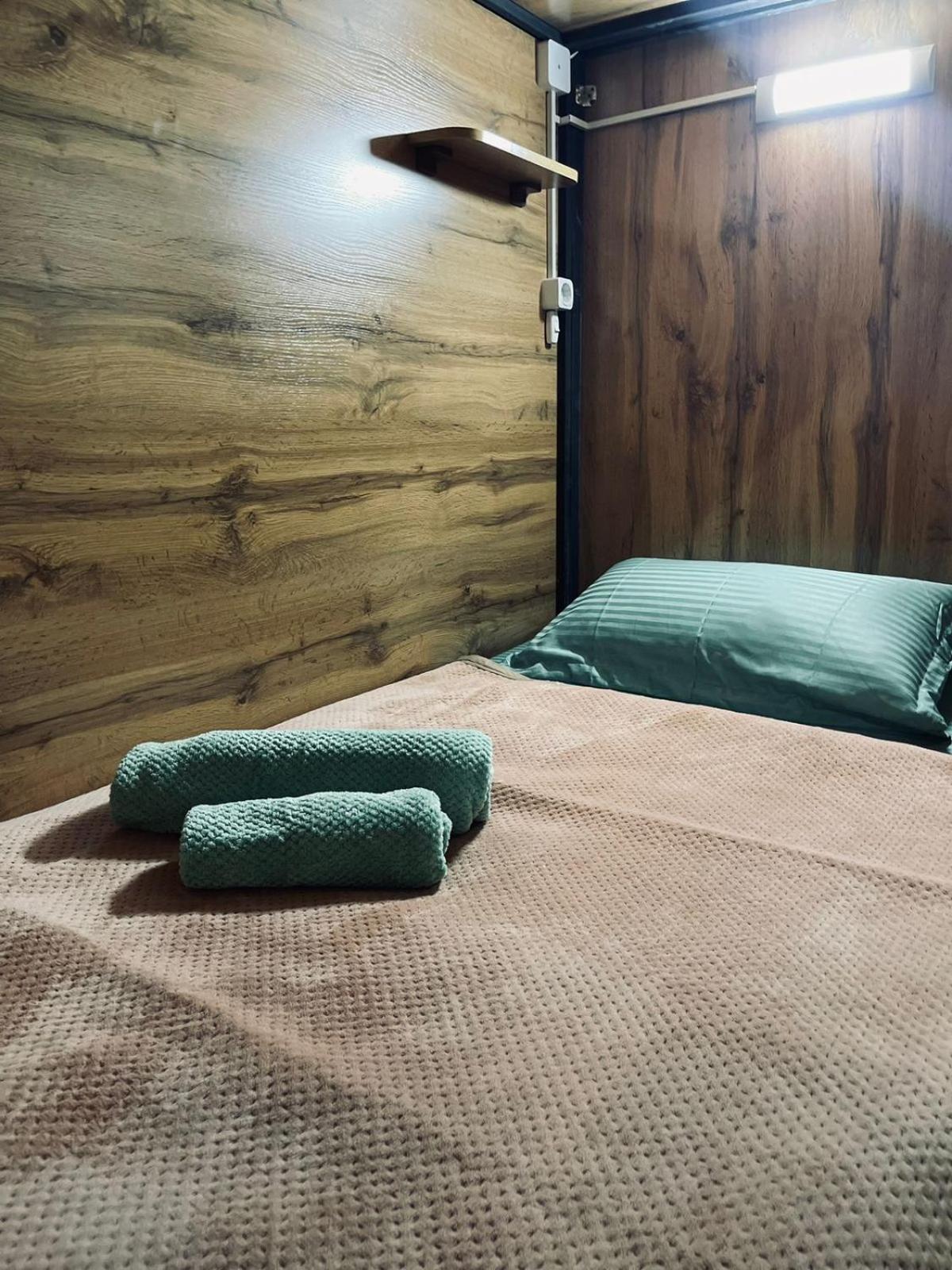 Hostel Kochevnik Capsule Hotel Алматы Экстерьер фото