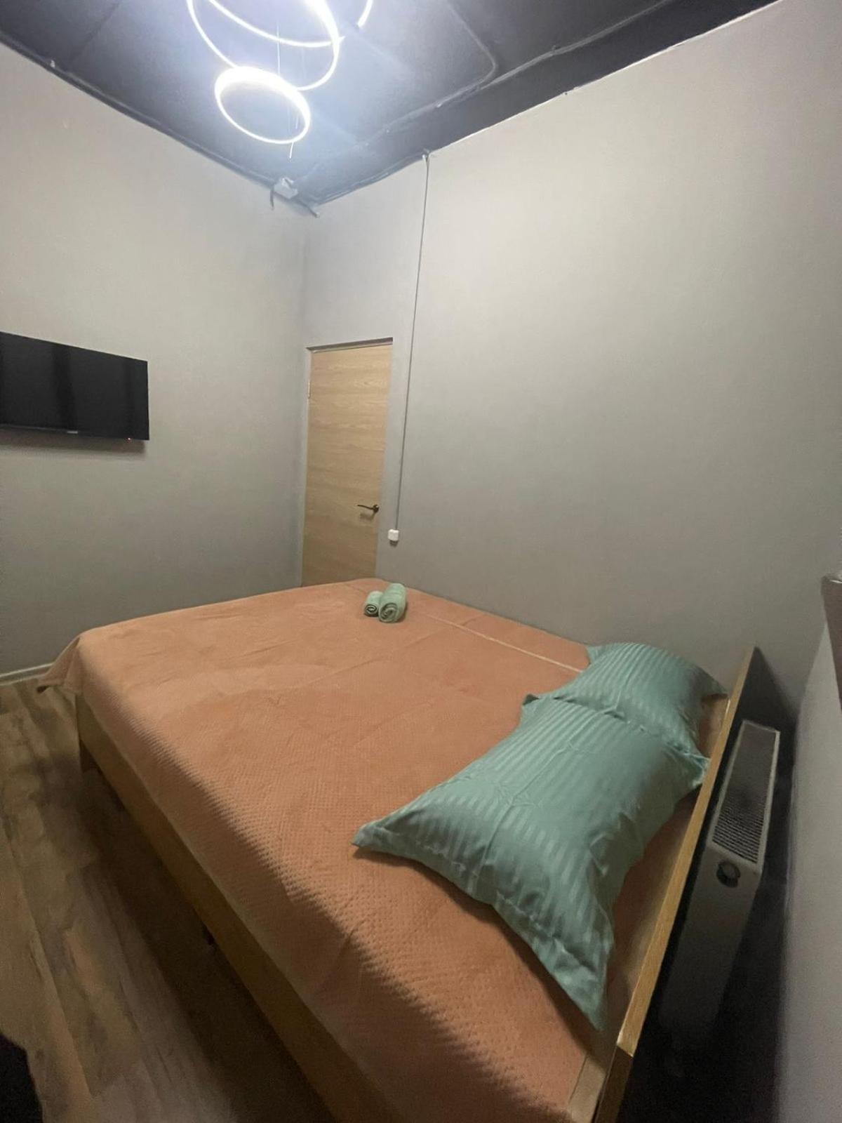 Hostel Kochevnik Capsule Hotel Алматы Экстерьер фото