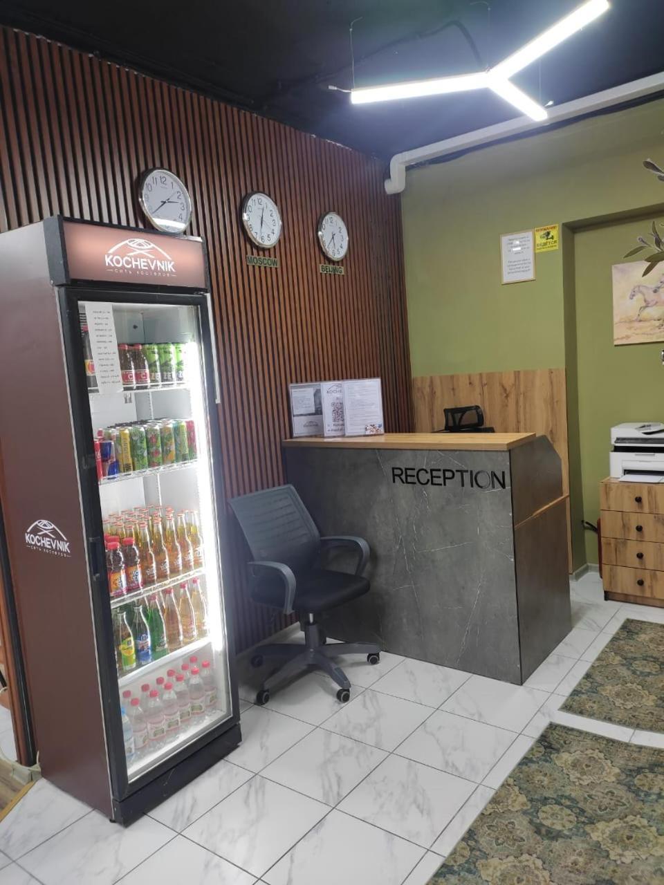 Hostel Kochevnik Capsule Hotel Алматы Экстерьер фото