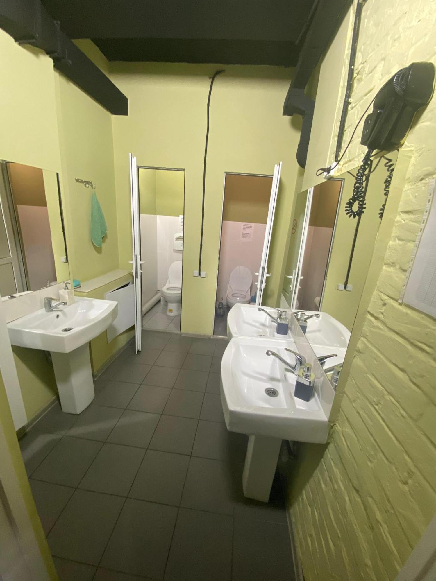 Hostel Kochevnik Capsule Hotel Алматы Экстерьер фото